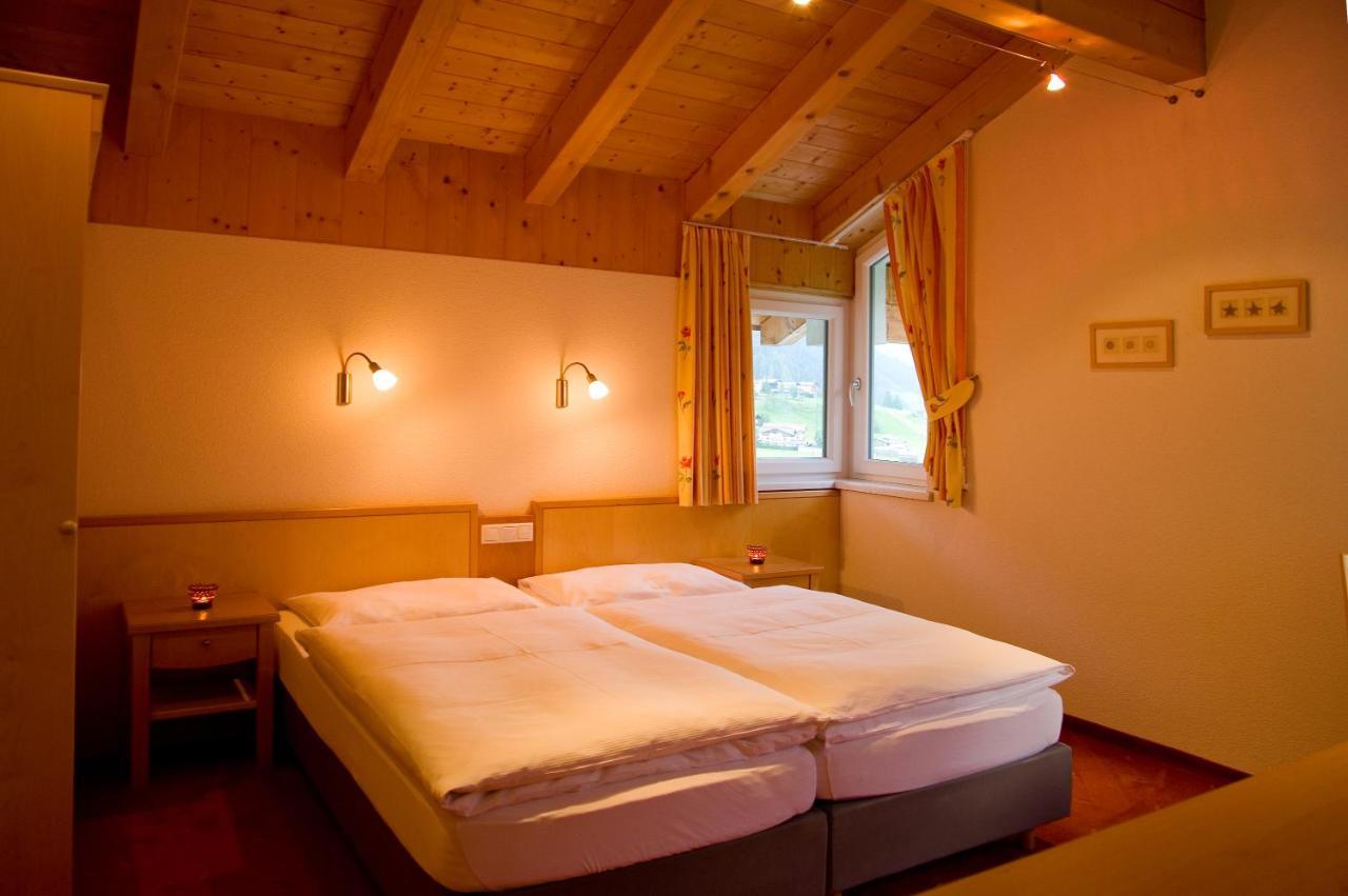 Adrian Bed & Breakfast Sankt Anton am Arlberg Exterior photo