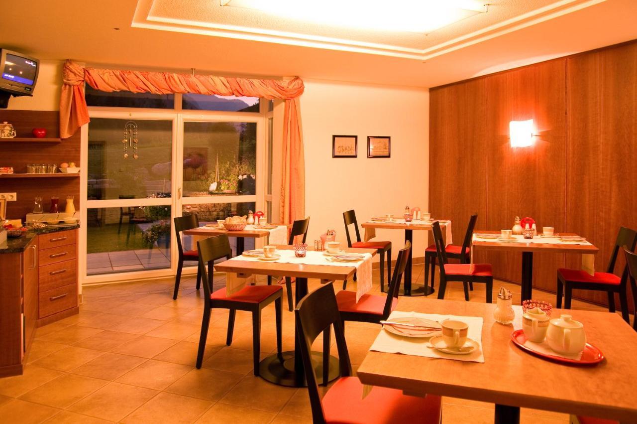 Adrian Bed & Breakfast Sankt Anton am Arlberg Exterior photo