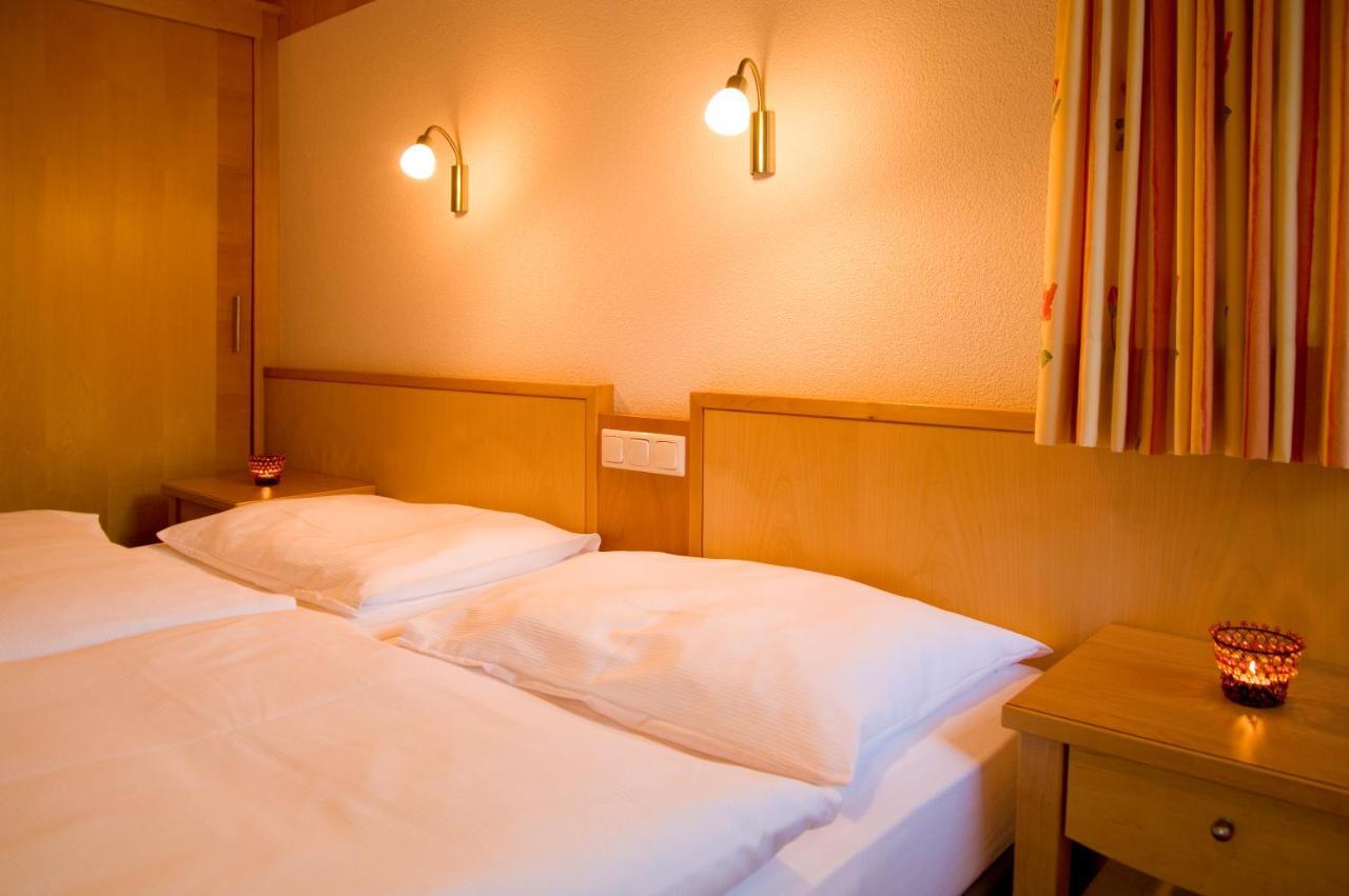Adrian Bed & Breakfast Sankt Anton am Arlberg Exterior photo